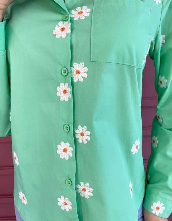 Camisa Feminina Flor Bordada Social Verde Menta - Fernanda Ramos Store