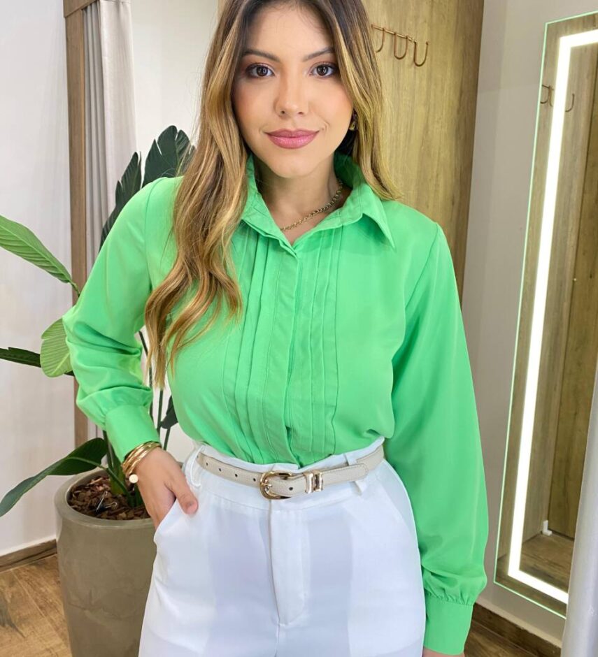 Camisa Feminina Manga em Longa com Detalhes Verde Menta - Fernanda Ramos Store