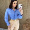 fernandaramosstore com br camisa feminina tecido seda manga em laise azul 3