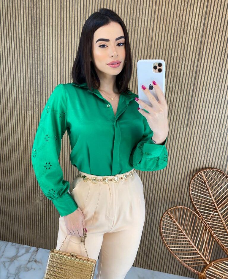Camisa Feminina Tecido Seda Manga em Laise Verde - Fernanda Ramos Store