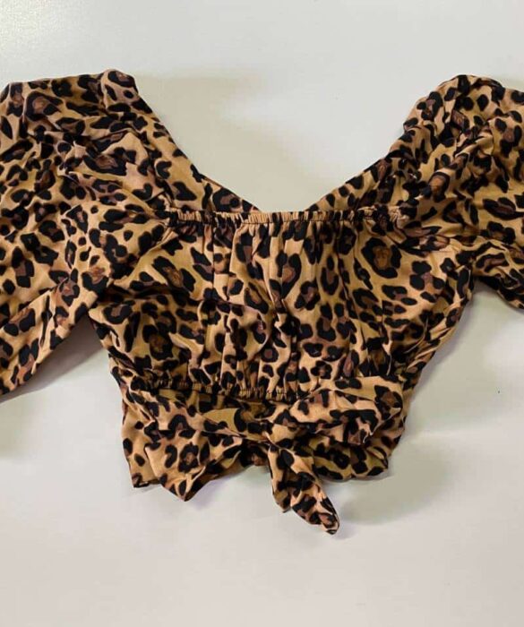 fernandaramosstore com br cropped feminino com bojo e amarracao animal print 2