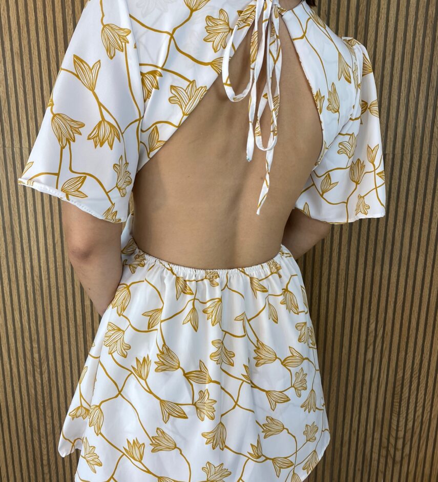 fernandaramosstore com br macaquinho feminino branco com bojo manga curta estampado 4