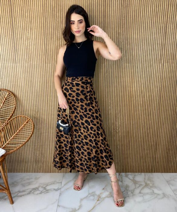 fernandaramosstore com br saia midi com amarracao estampa animal print 4