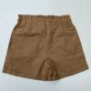 fernandaramosstore com br short feminino com elastico na cintura e amarracao e botoes caqui 4