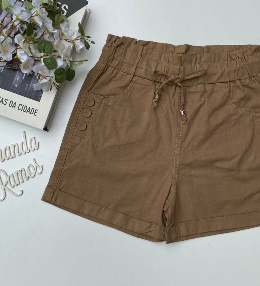 Short Feminino com Elástico na Cintura e Amarração e Botões Caqui fernanda ramos store