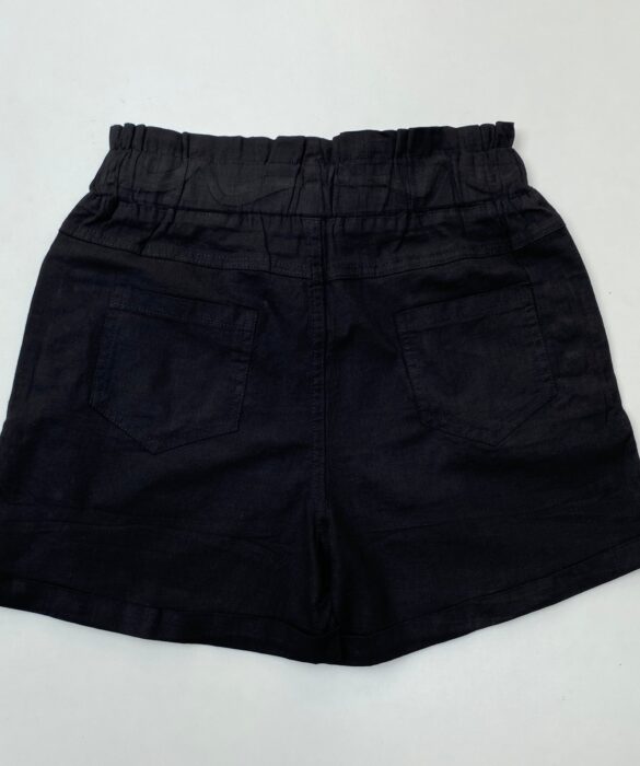 fernandaramosstore com br short feminino com elastico na cintura e amarracao e botoes preto 1