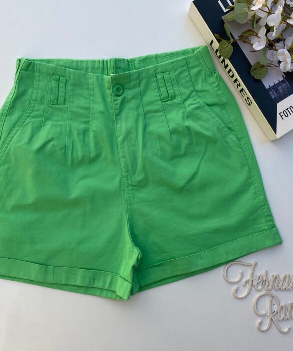 fernandaramosstore com br short feminino sarja com detalhe em pregas verde 2