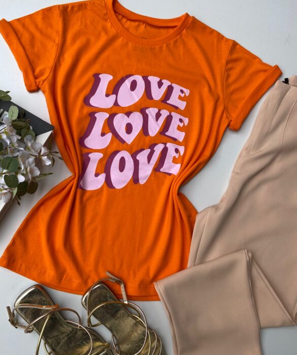 fernandaramosstore com br t shirt manga curta laranja estampa love rosa 1