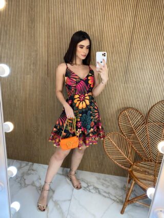 Vestido Curto sem Bojo Alça Regulável Estampado Fundo Preto - Fernanda Ramos Store