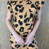 fernandaramosstore com br vestido feminino fundo caramelo estampa animal print 4