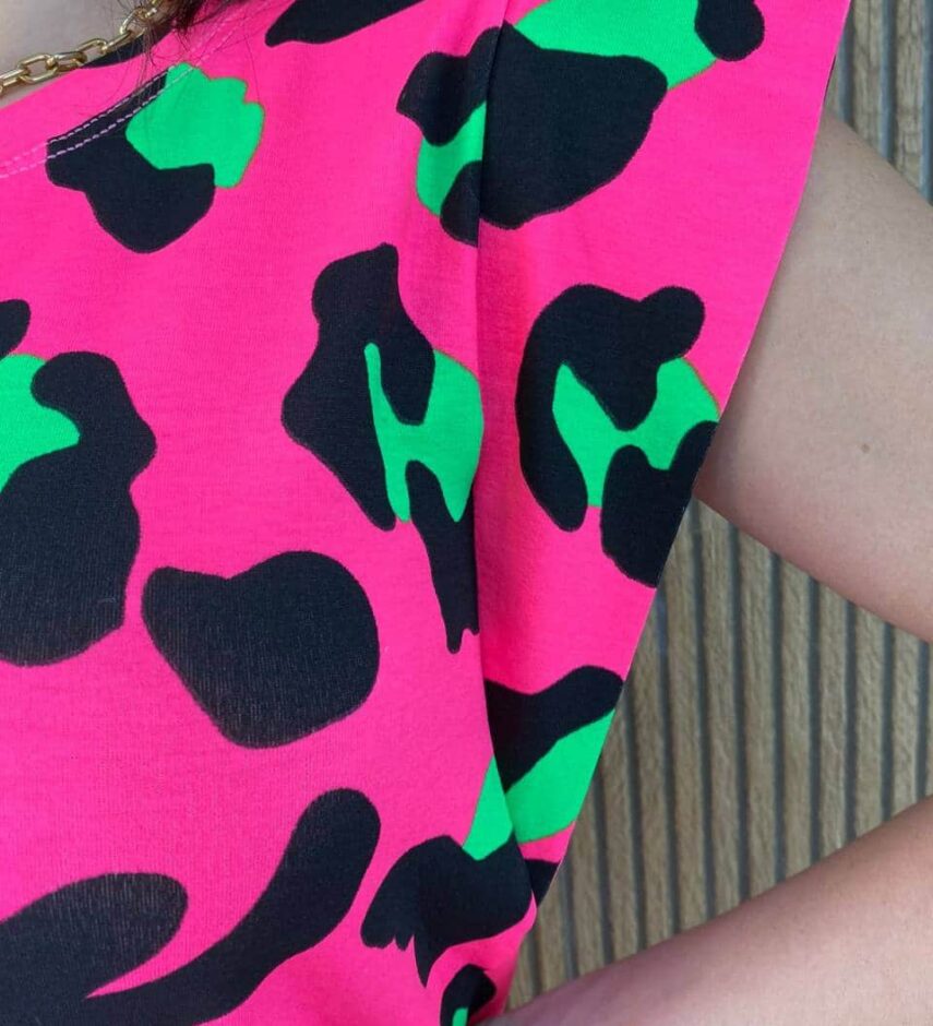 Vestido Feminino Fundo Pink Estampa Animal Print - Fernanda Ramos Store
