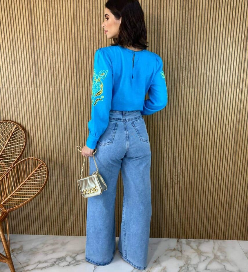 Blusa Manga Longa Feminina com Detalhe Vazado nas Mangas Azul - Fernanda Ramos Store
