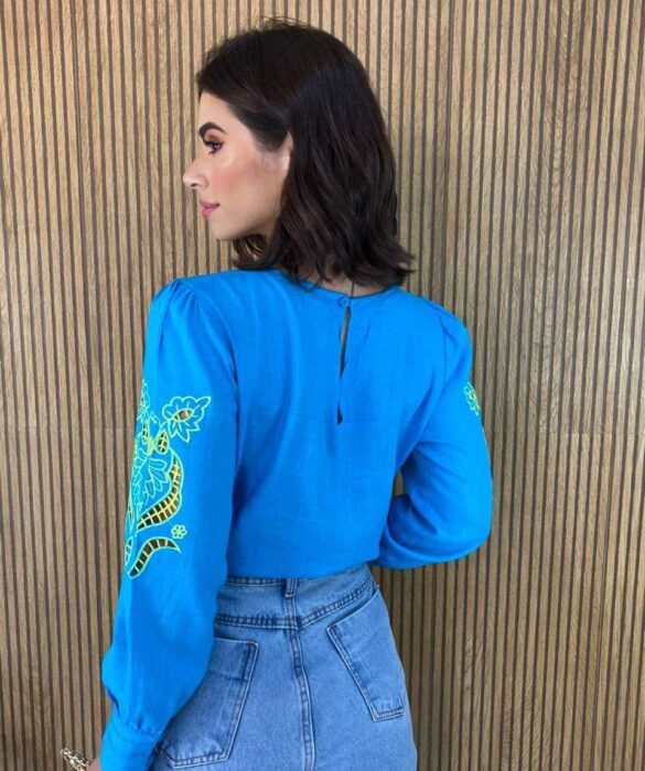 Blusa Manga Longa Feminina com Detalhe Vazado nas Mangas Azul - Fernanda Ramos Store