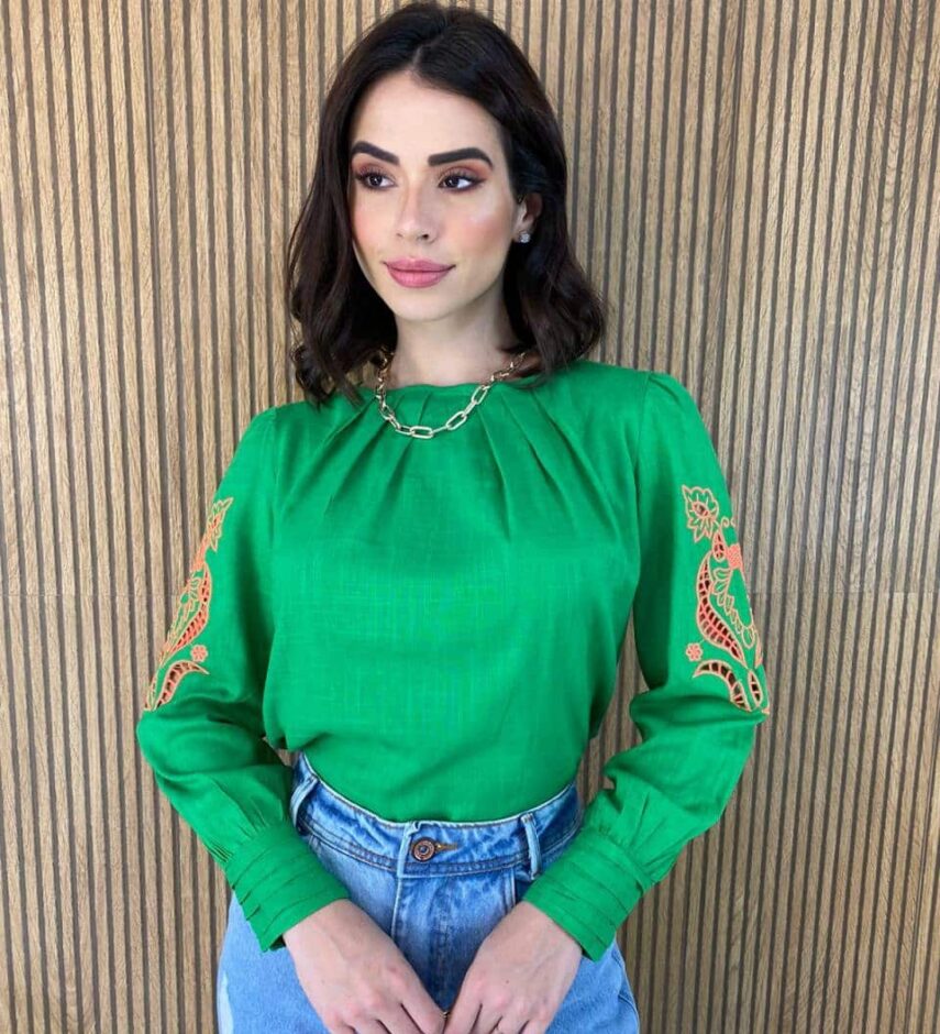 Blusa Manga Longa Feminina com Detalhe Vazado nas Mangas Verde - Fernanda Ramos Store