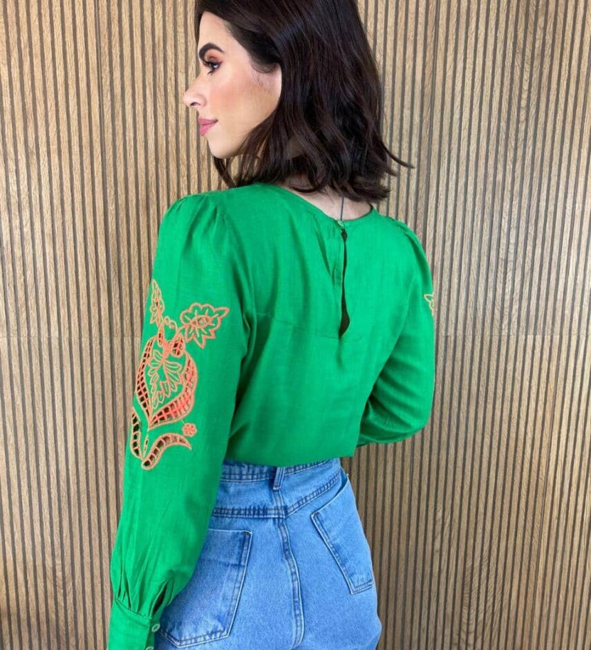 Blusa Manga Longa Feminina com Detalhe Vazado nas Mangas Verde - Fernanda Ramos Store