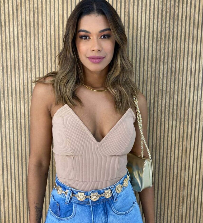 Body com Bojo Canelado Tomara que Caia Decote V Bege - Fernanda Ramos Store