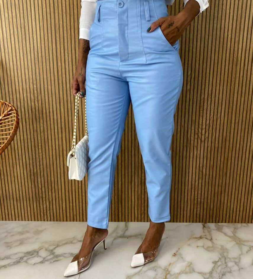 Calça Couro Eco Feminina com Passantes Azul - Fernanda Ramos Store