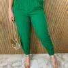 fernandaramosstore com br calca feminina botao encapado com bolsos verde 1