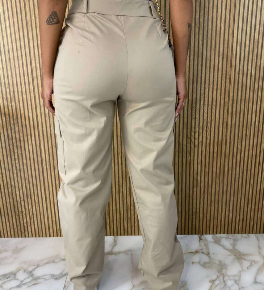 fernandaramosstore com br calca feminina com bolsos cargo caqui 3