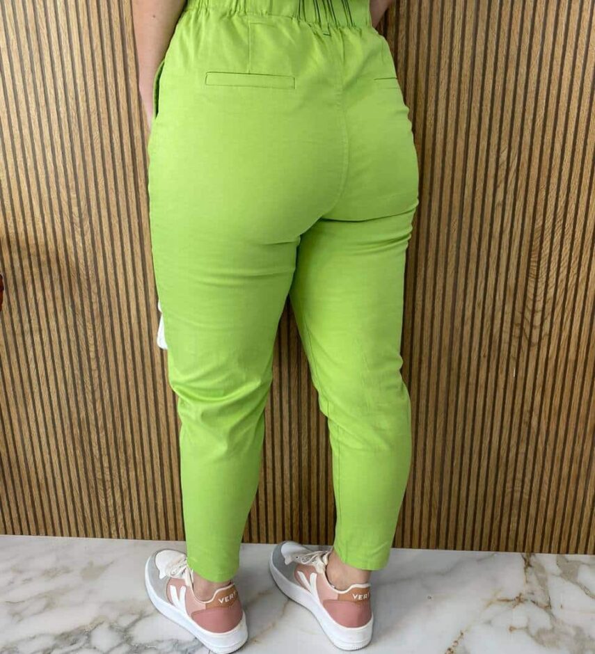 Calça Le Feminina Sarja com Bolsos Verde - Fernanda Ramos Store