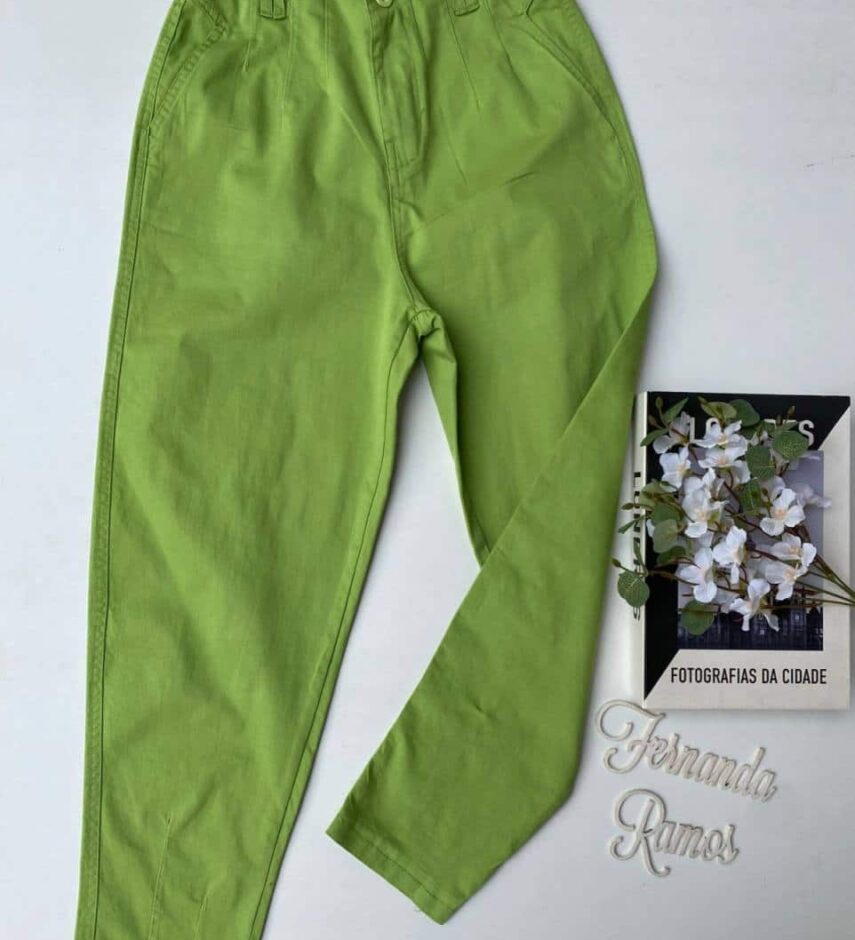 Calça Le Feminina Sarja com Bolsos Verde - Fernanda Ramos Store