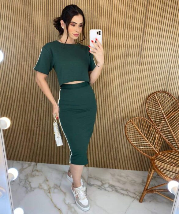 Conjunto Rosa Saia Midi e Cropped sem Bojo Detalhe em lurex Verde - Fernanda Ramos Store