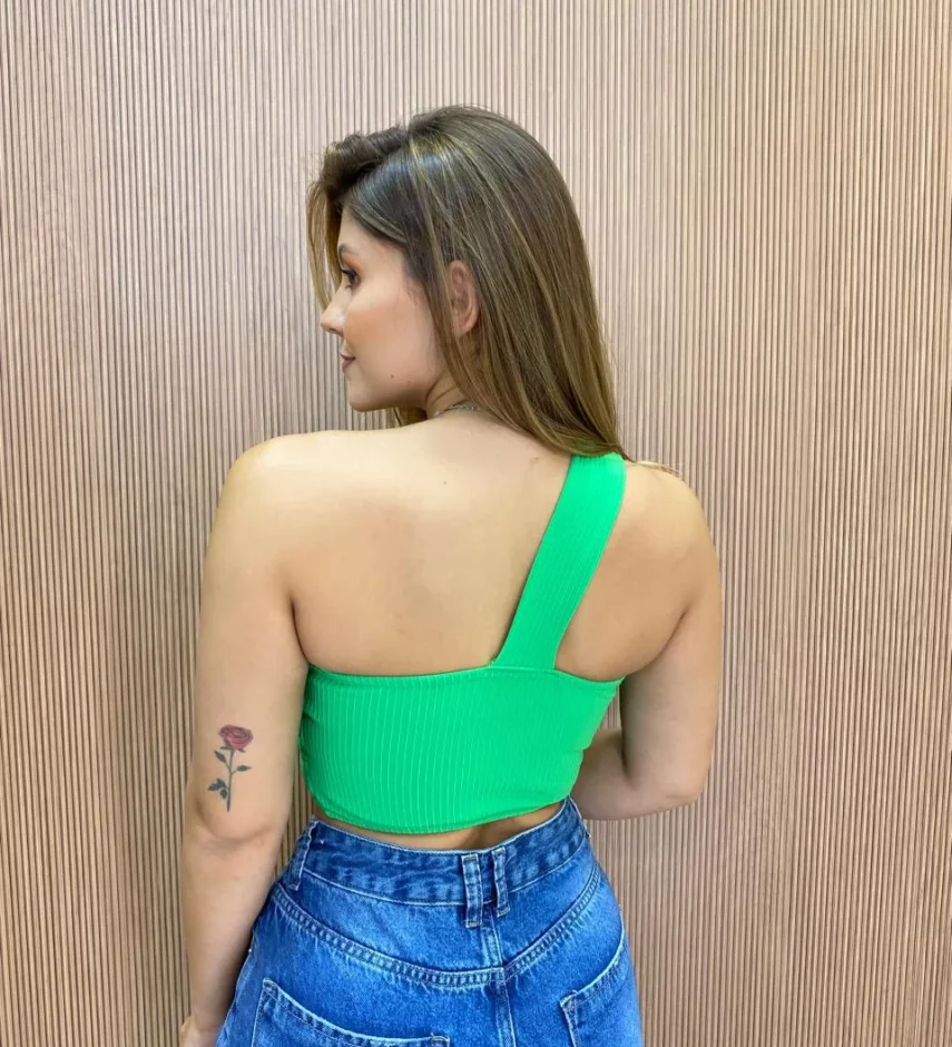 Cropped Feminino Canelado com Bojo e Abertura Nula Manga Verde - Fernanda Ramos Store