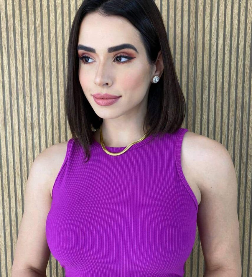 Cropped Feminino Canelado Fúcsia com Bojo - Fernanda Ramos Store