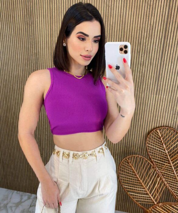 Cropped Feminino Canelado Fúcsia com Bojo - Fernanda Ramos Store