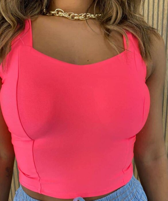 fernandaramosstore com br cropped feminino com bojo alca grossa rosa neon 2