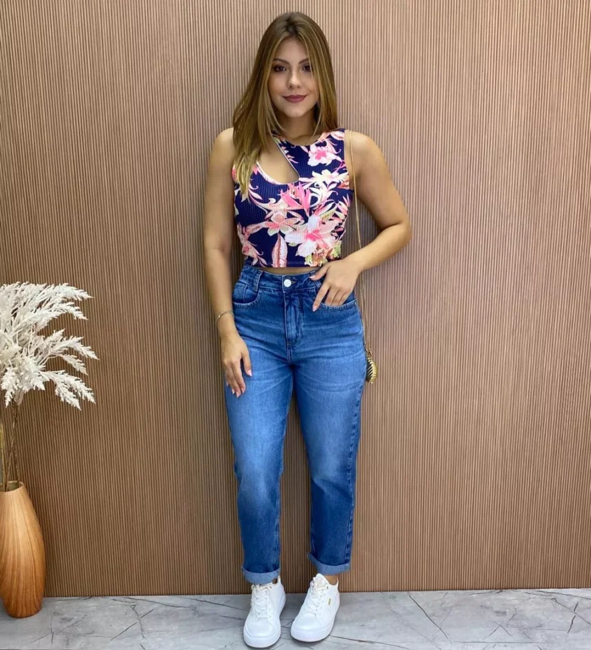 Cropped Feminino Canelado com Bojo Estampado Fundo Azul - Fernanda Ramos Store