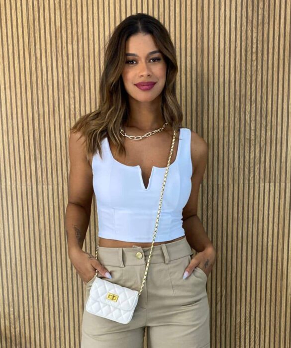 fernanda ramos store cropped feminino com bojo decote v branco