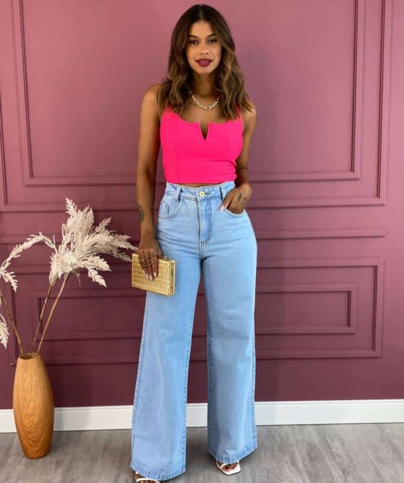 Cropped Feminino com Bojo Decote V Pink - Fernanda Ramos Store