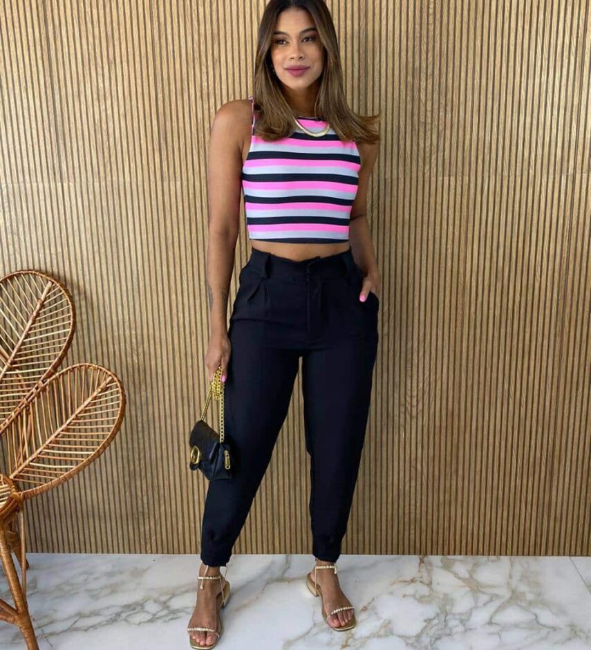 Cropped Feminino com Bojo Listrado Preto Pink e Cinza - Fernanda Ramos Store