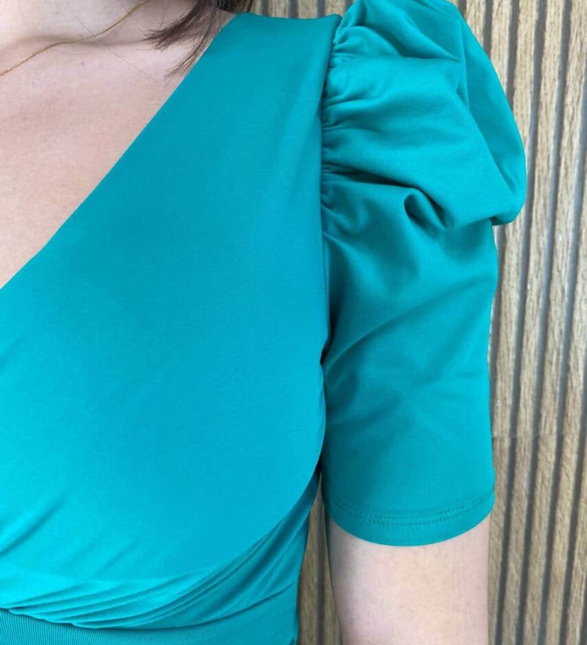 Cropped Feminino Manga Princesa com Bojo e Amarração Verde - Fernanda Ramos Store