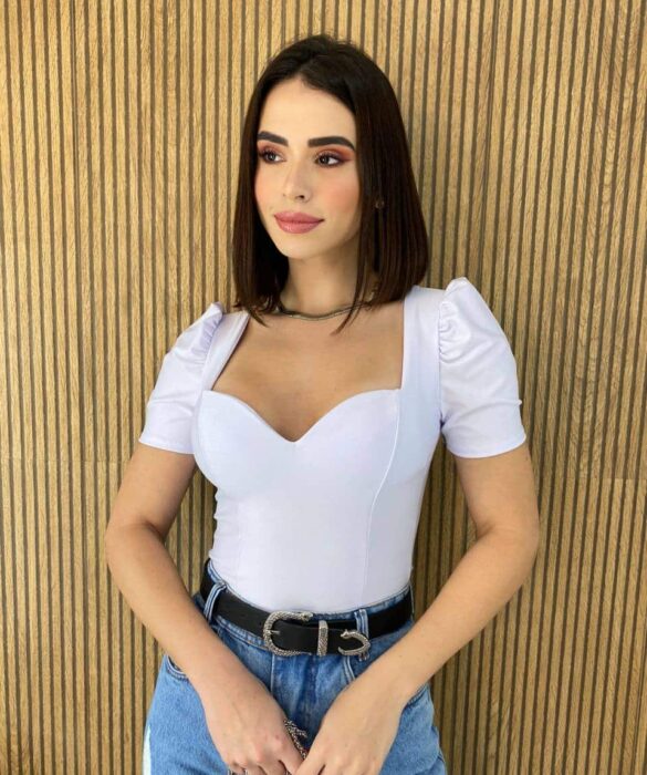 Cropped Feminino Marina com Bojo Manga Princesa Branco Fernanda Ramos Store