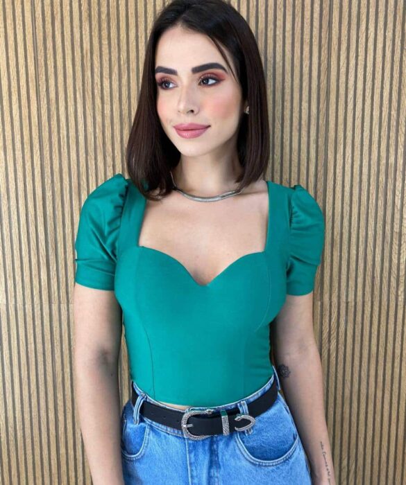 Cropped Feminino Marina com Bojo Manga Princesa Verde Fernanda Ramos Store