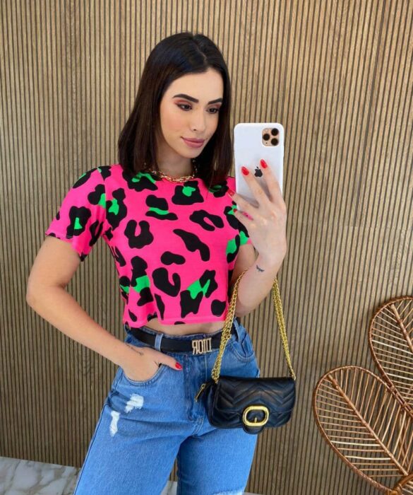 Cropped Feminino sem Bojo Pink Animal Print Verde Fernanda Ramos Store