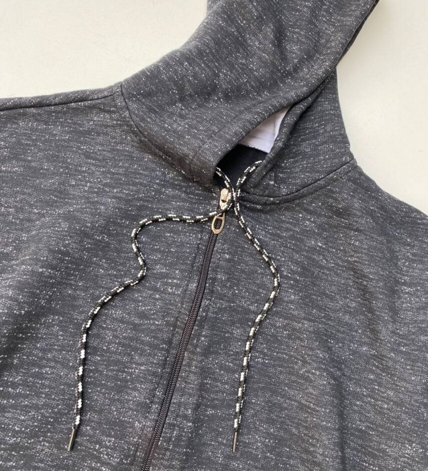 fernandaramosstore com br jaqueta moletom masculina preta mesclada com touca 2