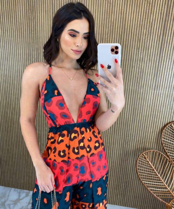 Macacão Feminino com Bojo e Amarração Animal Print - Fernanda Ramos Store