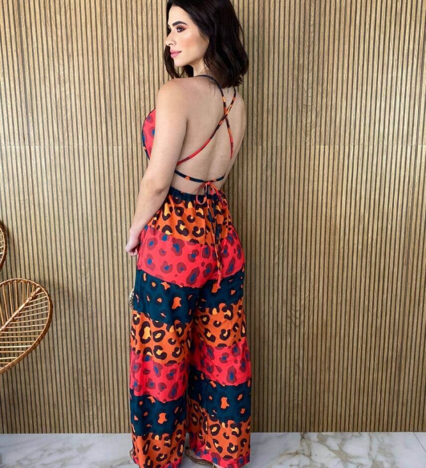 Macacão Feminino com Bojo e Amarração Animal Print - Fernanda Ramos Store
