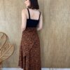 fernandaramosstore com br saia midi transpassada com amarracao animal print escuro 3