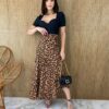 fernandaramosstore com br saia midi transpassada com amarracao animal print escuro copia 1