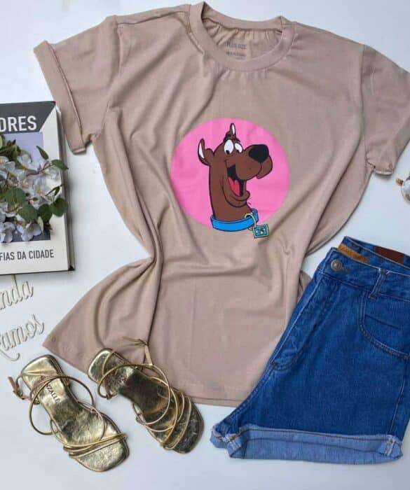 T-shirt Manga Curta Plus Size com Estampa Bege Fernanda Ramos Store