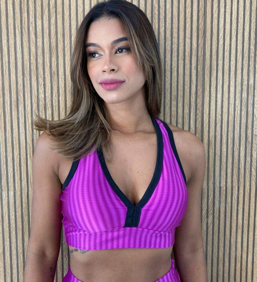 Top Cropped com Bojo Academia Fúcsia - Fernanda Ramos Store