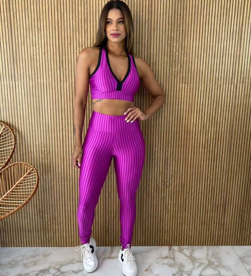 Top Cropped com Bojo Academia Fúcsia - Fernanda Ramos Store