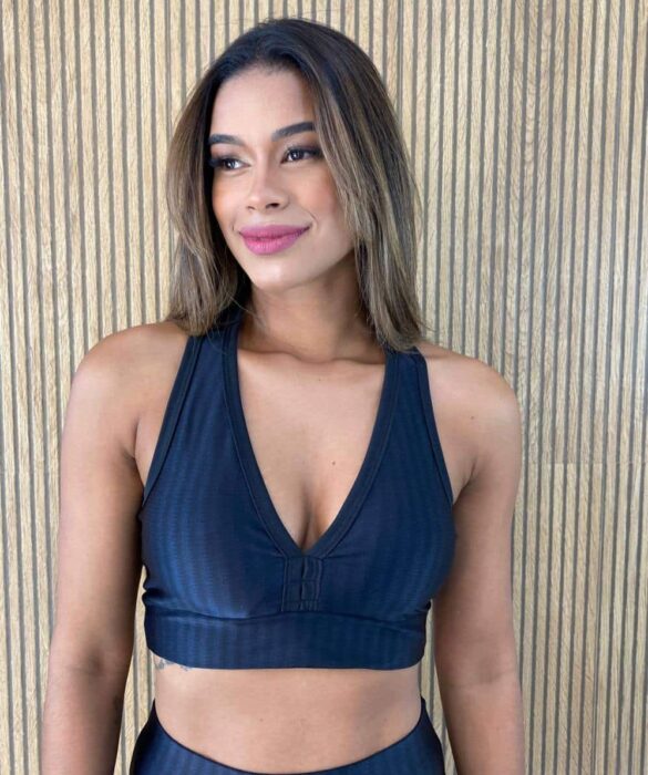 Top Cropped com Bojo Academia Preto - Fernanda Ramos Store