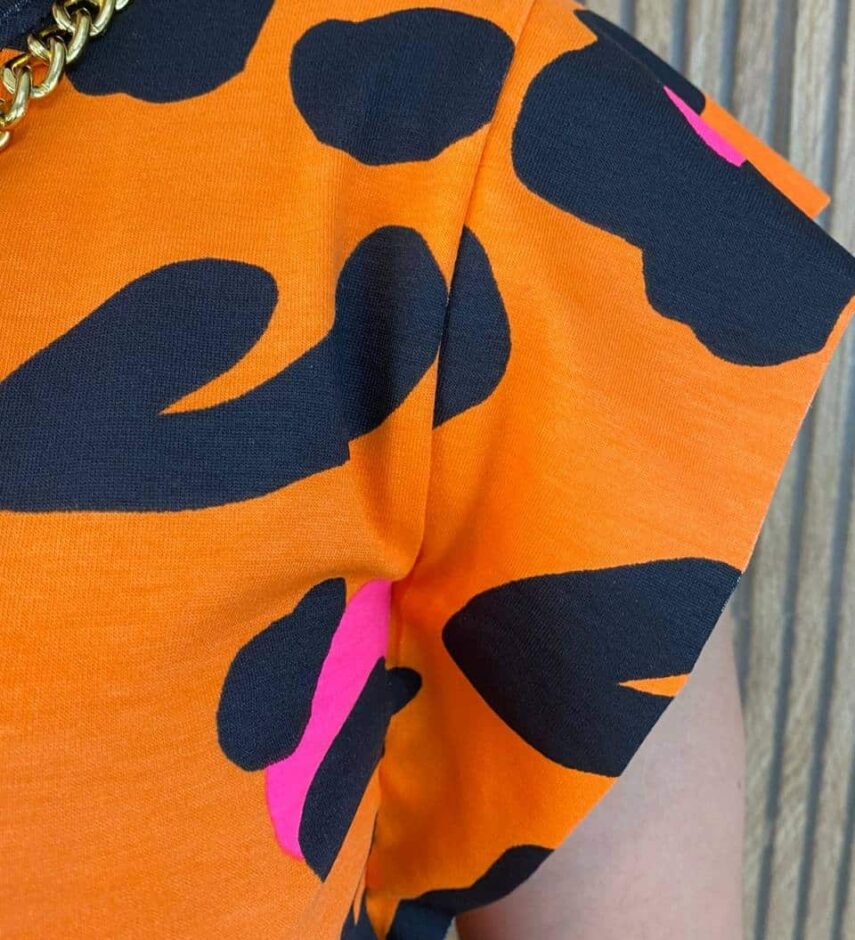 Vestido Curto Feminino Fundo Laranja Estampa Animal Print Pink - Fernanda Ramos Store