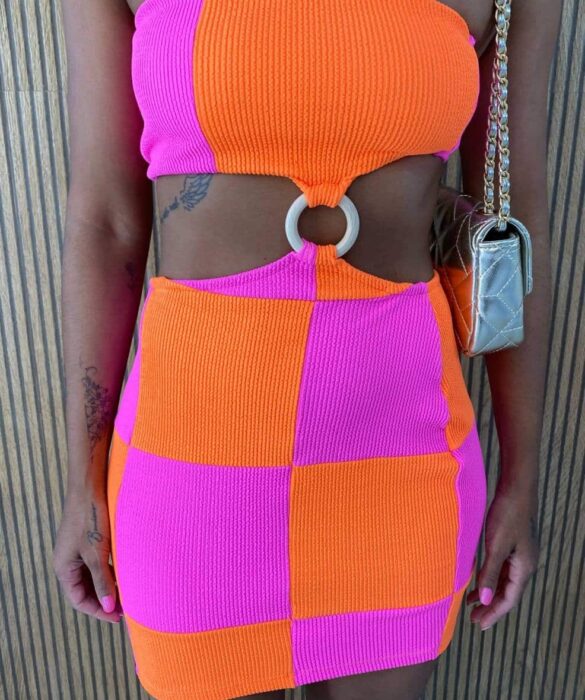 fernandaramosstore com br vestido curto tomara que caia pink e laranja fluor 2