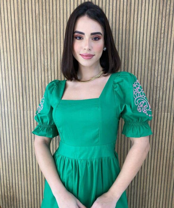 fernandaramosstore com br vestido midi sem bojo manga bufante com detalhe verde 2